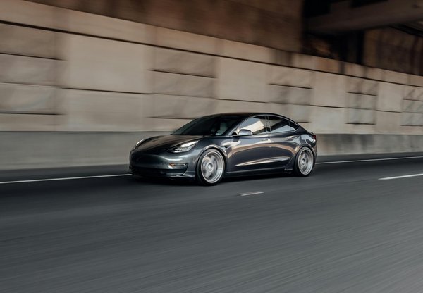 Votre plaque immatriculation : qualité, rapidité et économies !